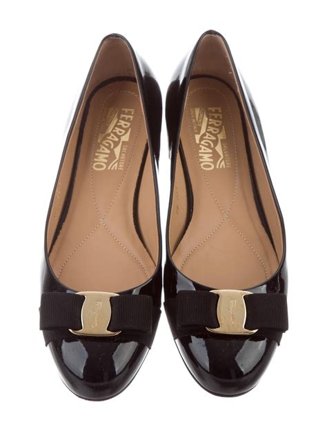 ferragamo shoes women flats.